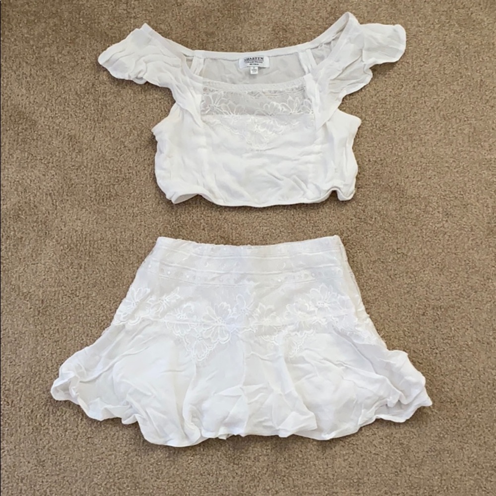 White summer set